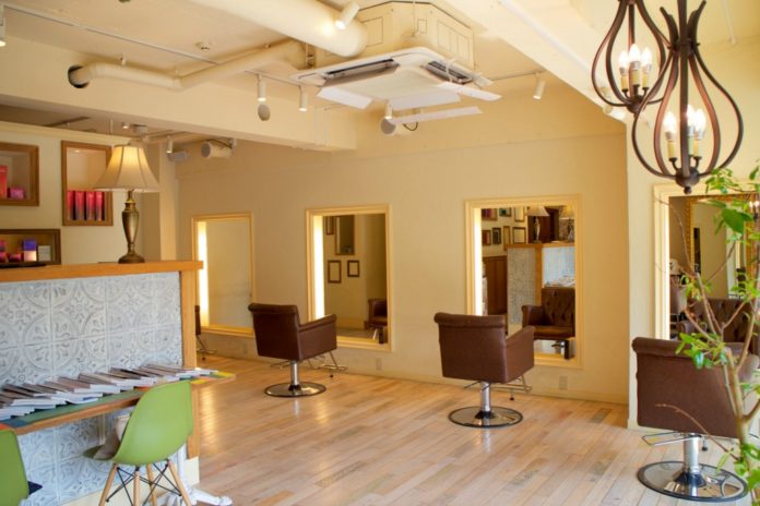 5 Raisons pour lesquelles vous devriez essayer japonais Salons de coiffure