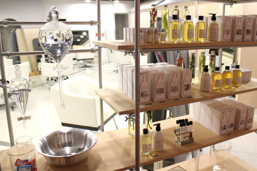 Banish Dandruff With Organic Japanese Scalp Treatment in Tokyo