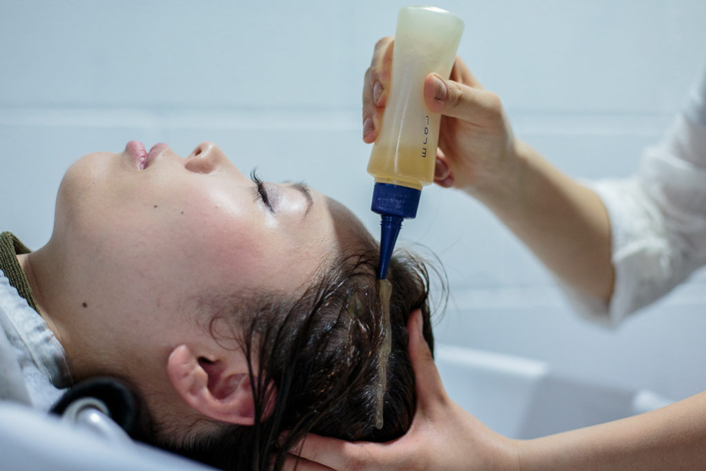 Tokyo Premium Kepala Spa System untuk Anti-usia dan Merevitalisasi Kulit Kepala Anda