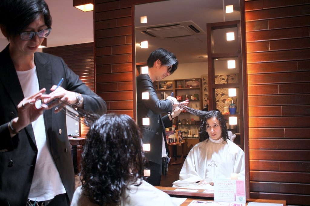 Paket Salon BIASA BEAUTY - Gambar 2 - Anti-keriting rambut