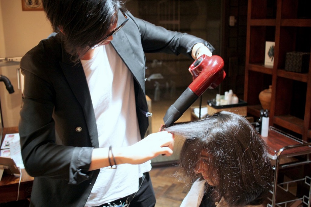 Salon INSOLITE BEAUTE package - Picture 7 - Hair styling