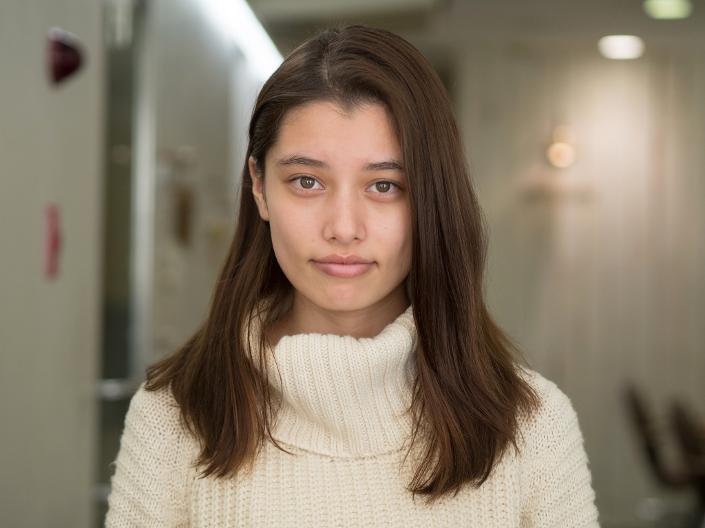 Salón paquete apish Cherie - Imagen 1 - Antes de que el corte de pelo, y tratamiento del cabello