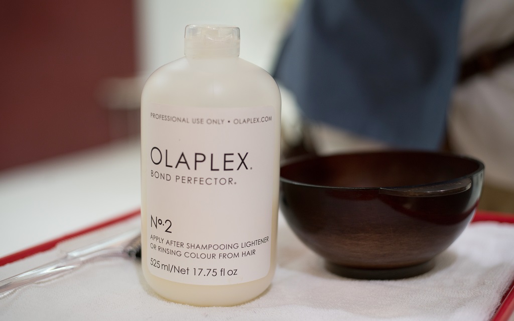 Salon RENJISHI package 2- Picture 3 - Olaplex Bond Perfection hair repair product