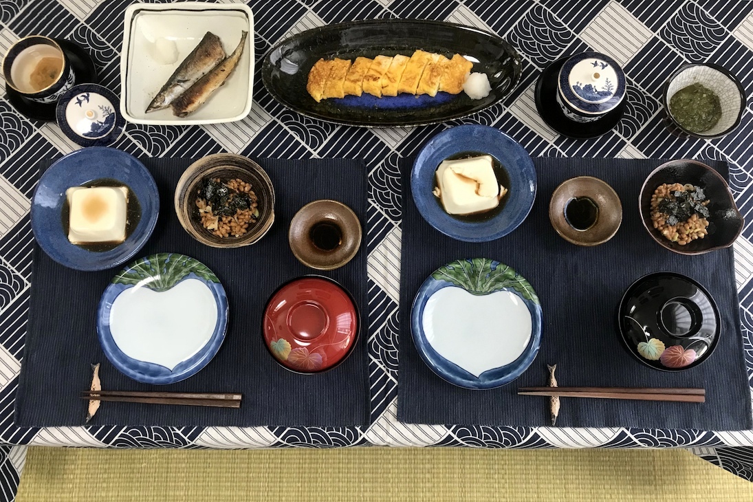 ăn sáng Nhật Bản