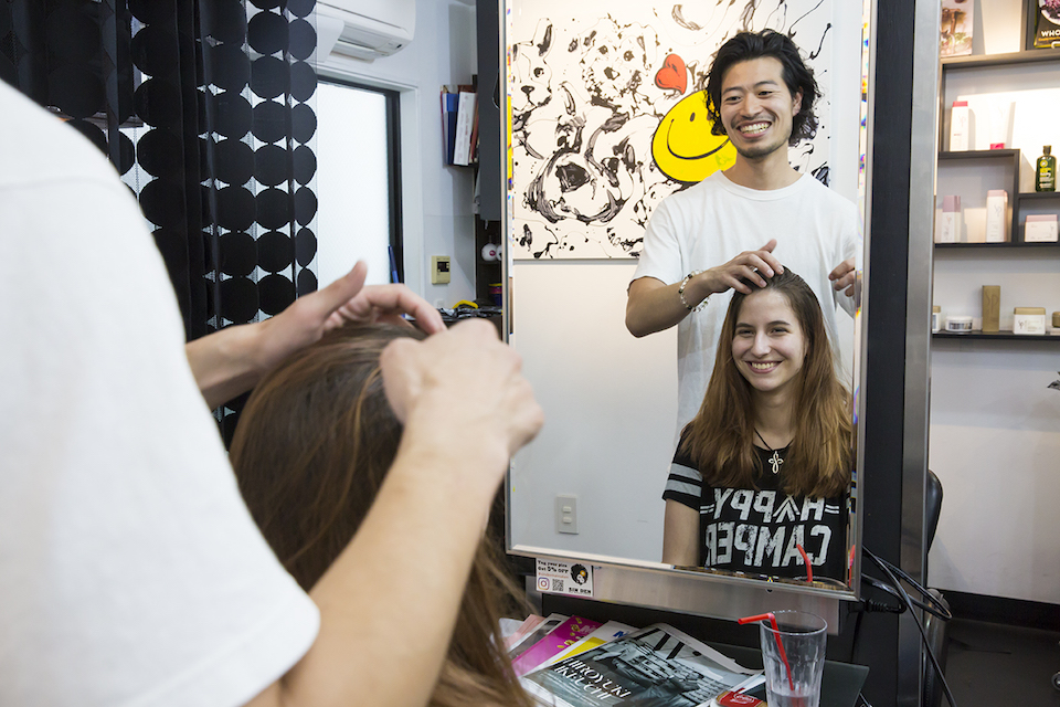 Demi-tête avec des faits saillants Wellaplex, Tokyo Hair Salon