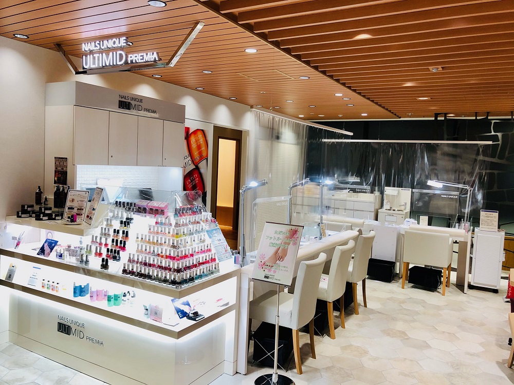NAILS UNIQUE ULTIMID US Umeda Hankyu Grand Building